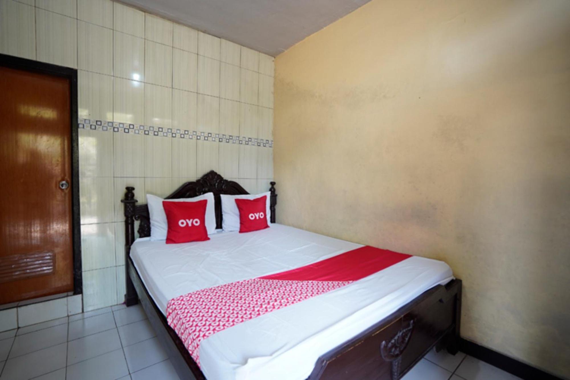 Oyo 927 Carina Hotel Claket Exterior photo