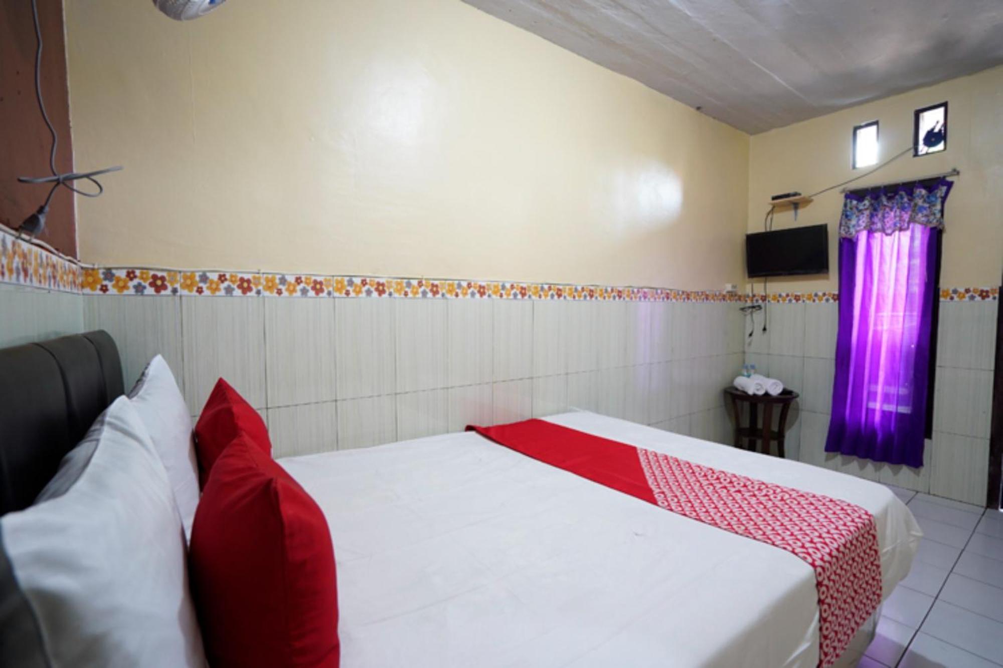 Oyo 927 Carina Hotel Claket Exterior photo