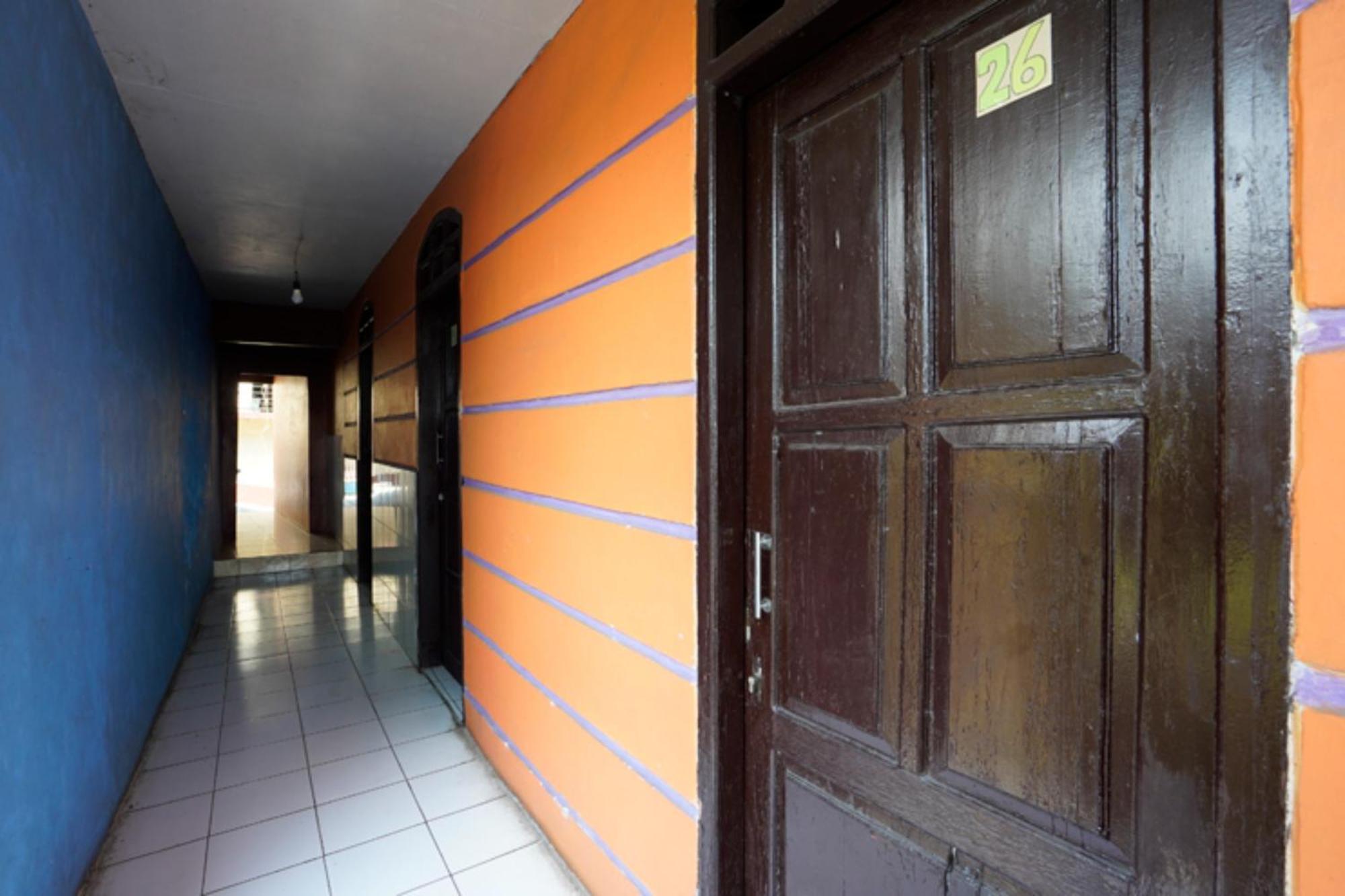 Oyo 927 Carina Hotel Claket Exterior photo